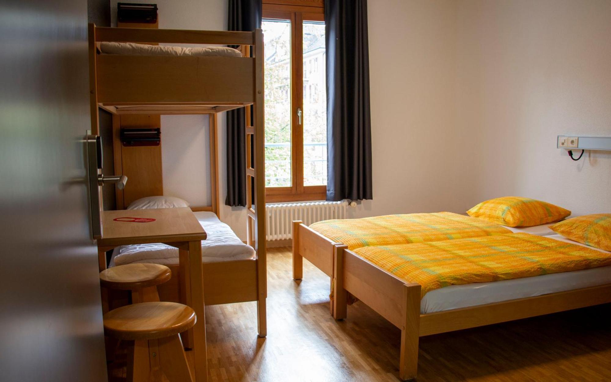 छात्रावास Geneva Hostel *