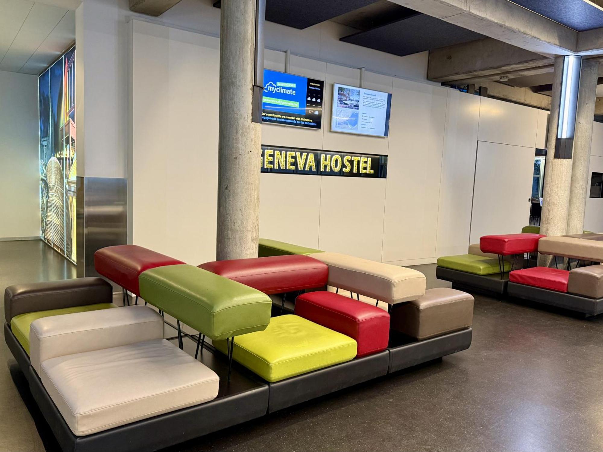 Geneva Hostel *